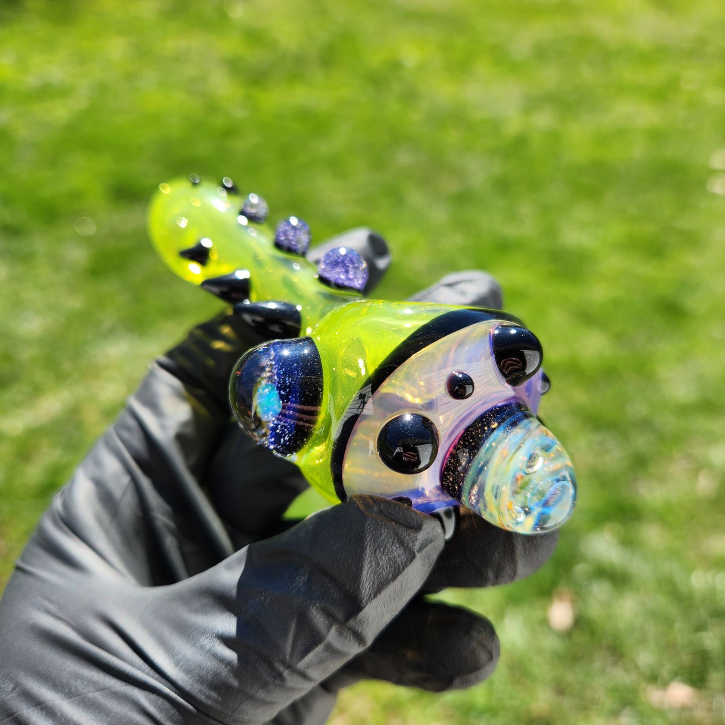 Hellstar Relics “Nebula Worm” Glass Pipe – Yellow Fume Chaos Galaxy w/ Purple Lens & Opal Accent Horned Spoon Pipe