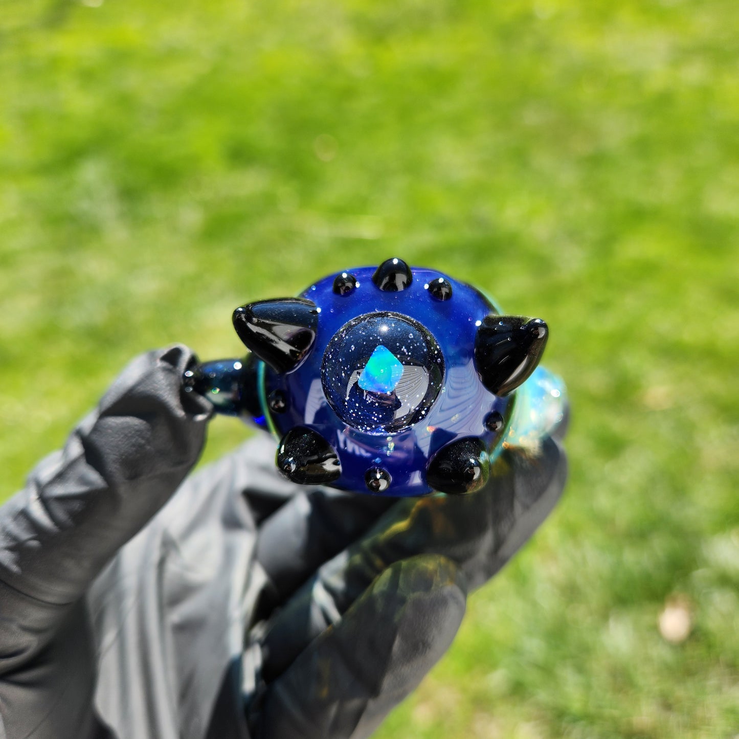 Hellstar Relics “Nebula Worm” Sea Green Glass Spoon Pipe – Blue Lens w/ Galaxy Opal & Horned Bowl Cluster