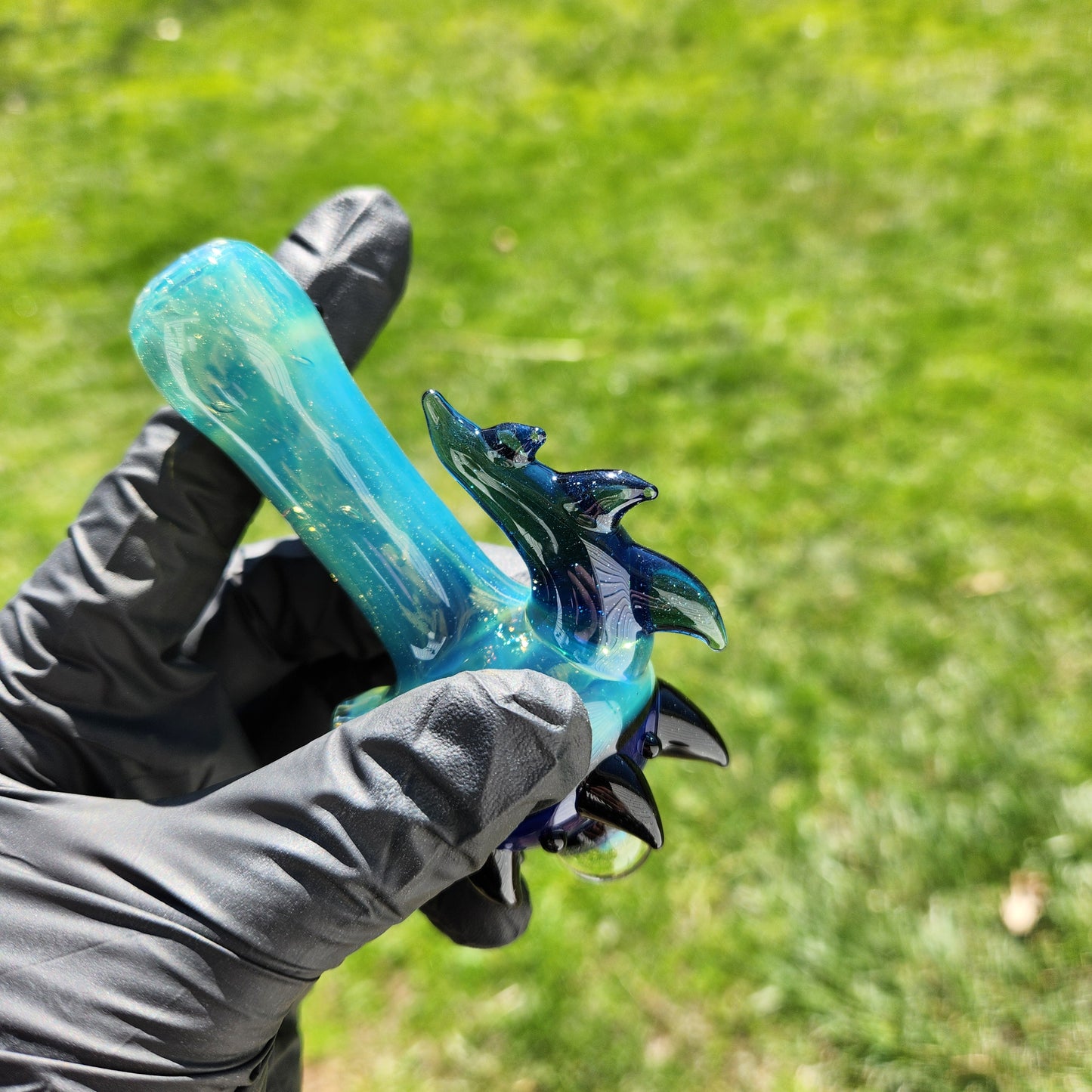Hellstar Relics “Nebula Worm” Sea Green Glass Spoon Pipe – Blue Lens w/ Galaxy Opal & Horned Bowl Cluster