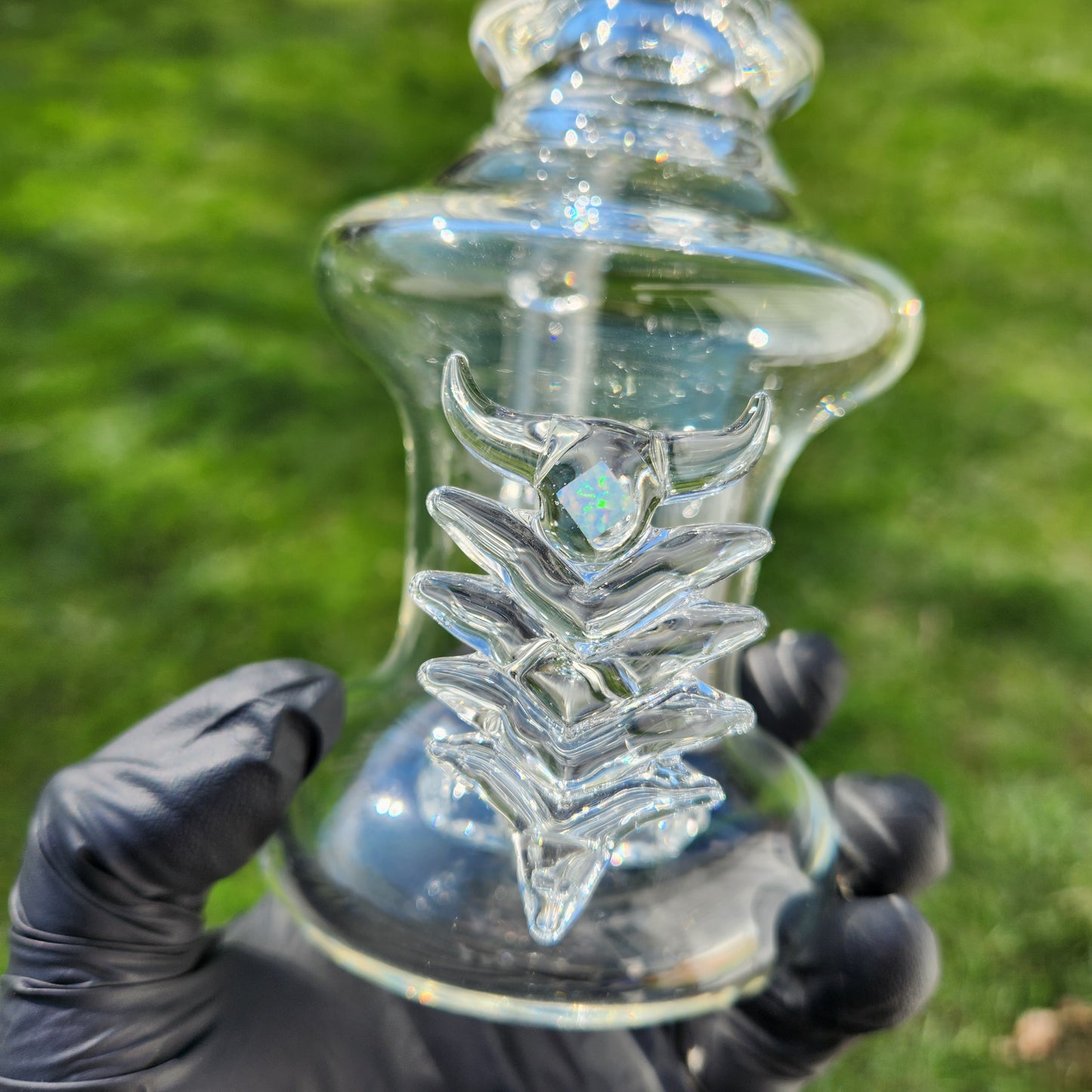Ancient Alien Artifact Water Pipe – Clear Hourglass Bong w/ Showerhead Perc, Curved Maria Neck & 14mm Joint