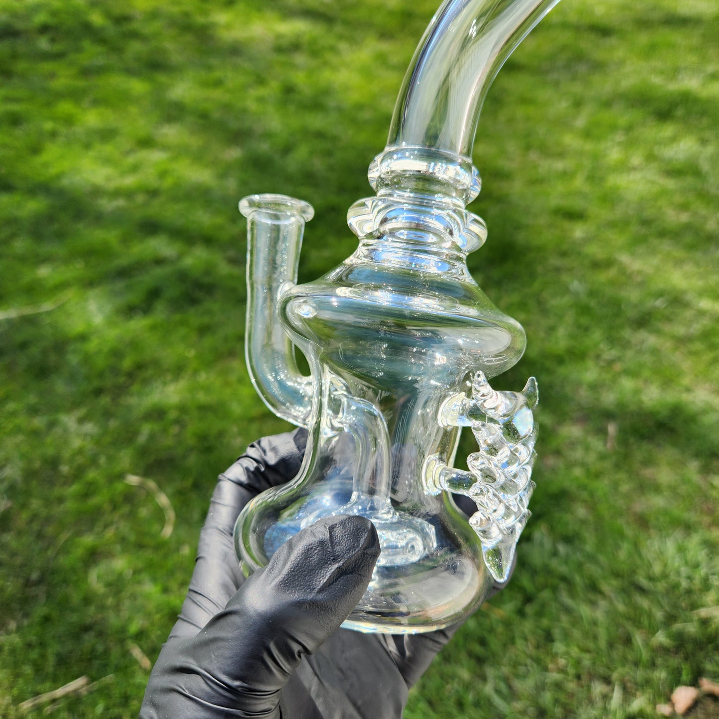 Ancient Alien Artifact Water Pipe – Clear Hourglass Bong w/ Showerhead Perc, Curved Maria Neck & 14mm Joint