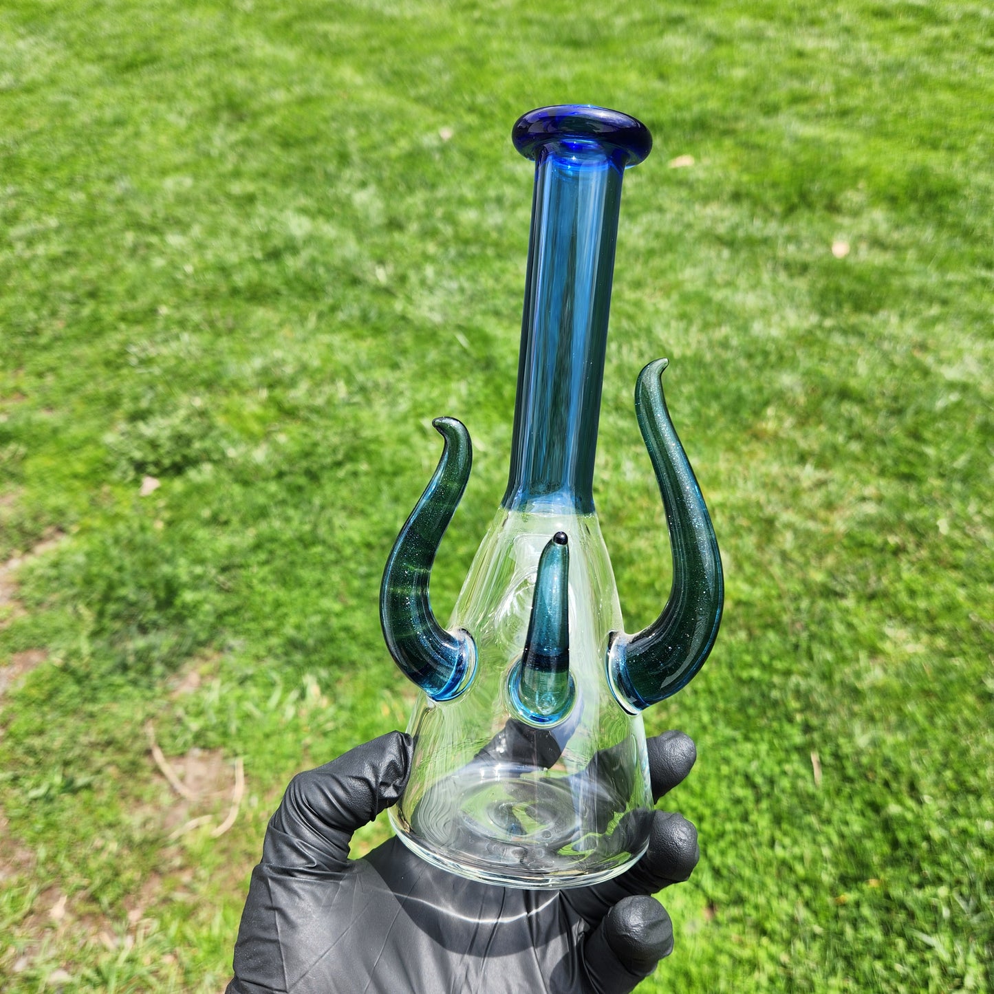 Alien Beaker Style Glass Water Pipe – Clear Bong w/ Blue Neck, Maria Mouthpiece, 14mm Downstem & Tentacle Accents