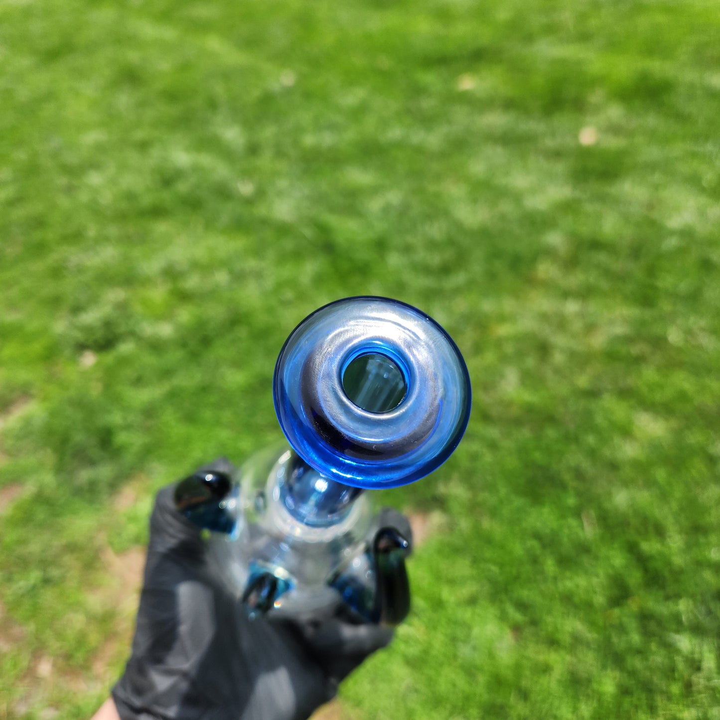 Alien Beaker Style Glass Water Pipe – Clear Bong w/ Blue Neck, Maria Mouthpiece, 14mm Downstem & Tentacle Accents