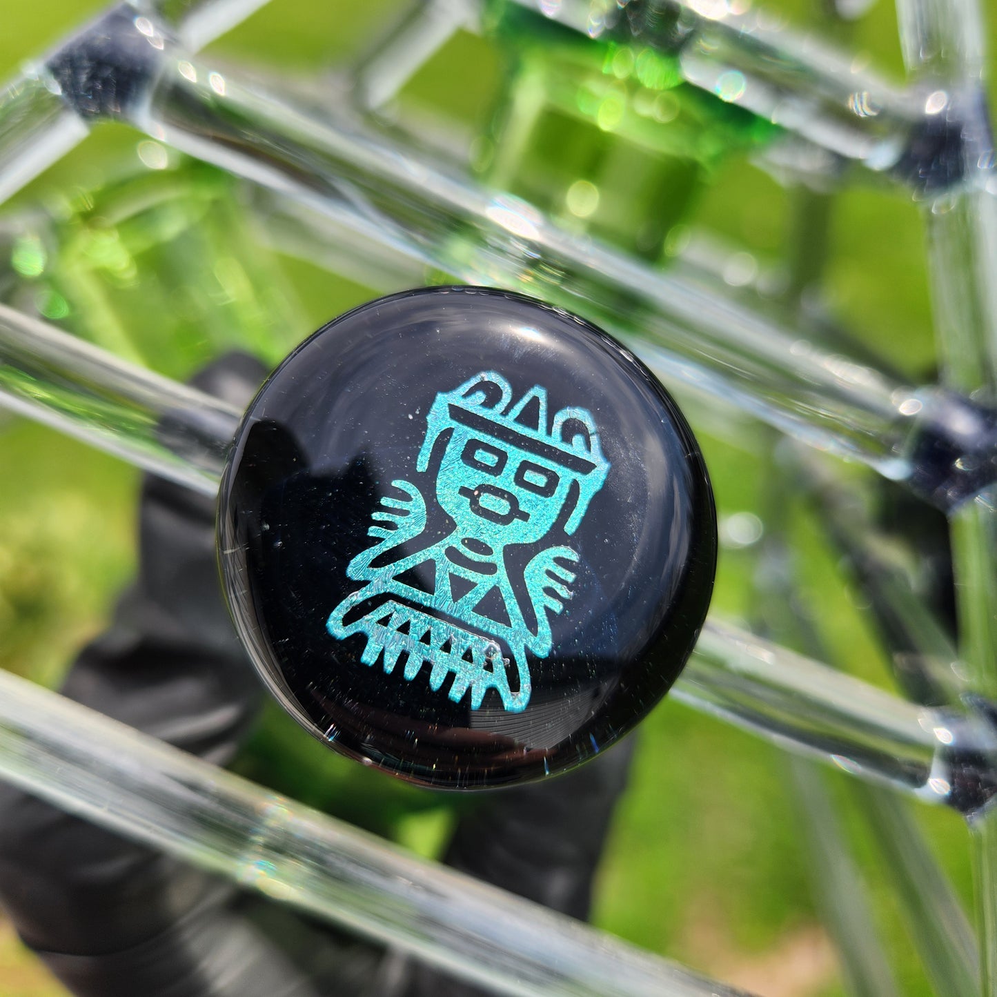 Ancient Alien Pyramid Water Pipe – Color Changing Glass Bong w/ Mayan Dichro Etching, 14mm Downstem & King’s Chamber Design