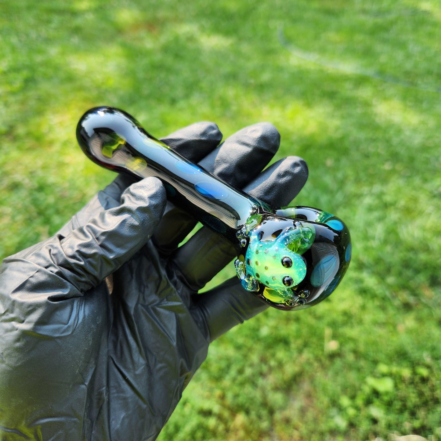 Rainbow Fumed Glass Pipe with Frog – Color Changing Spotted Spoon Pipe – Handblown Animal Glass Art – Green or Purple Frog Pipe - Smoking