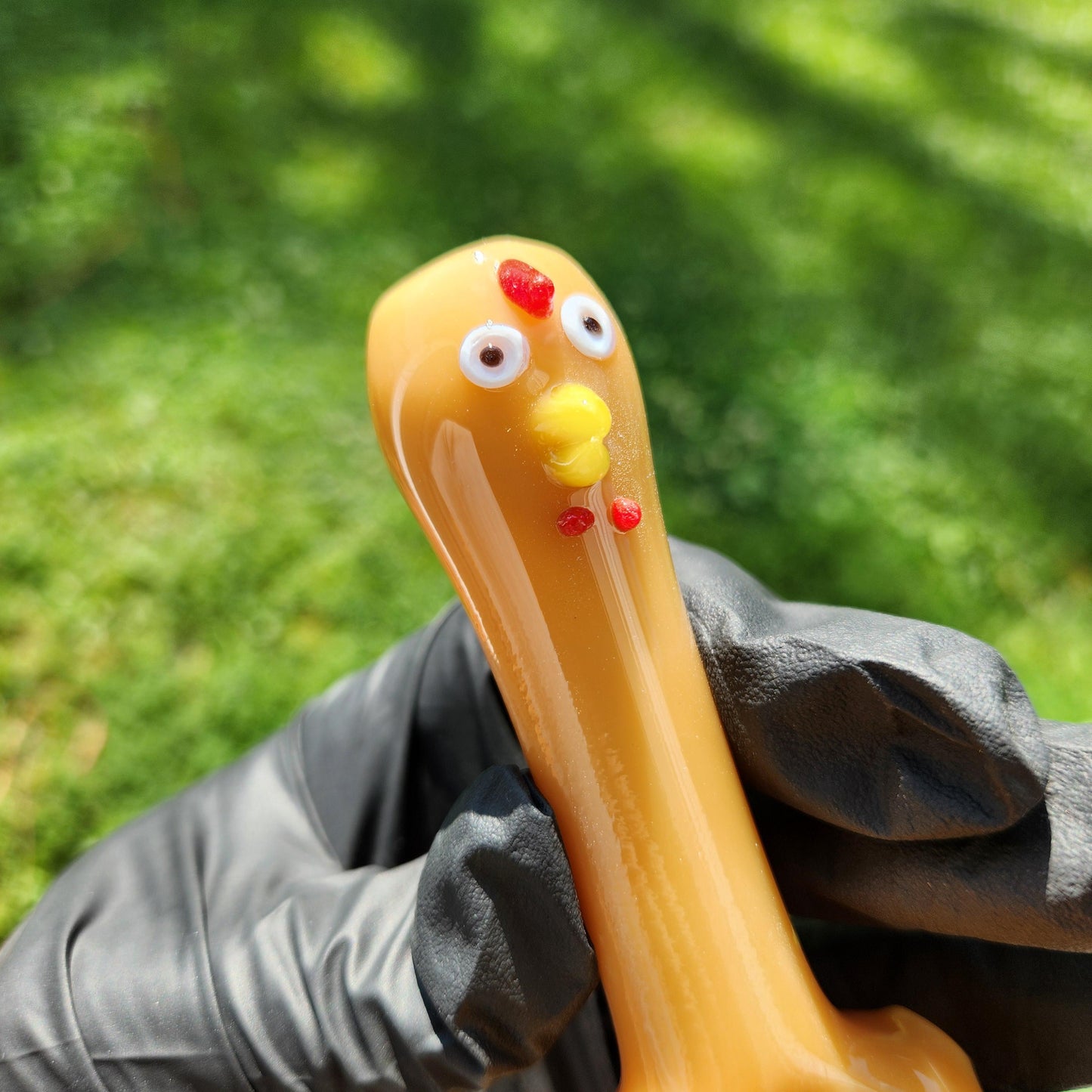 Chicken Glass Pipe | Hand-Blown Animal Spoon Pipe with Sculpted Hen | Funny Farmhouse Smoking Bowl | Unique Barnyard Glass Art Pipe Gift