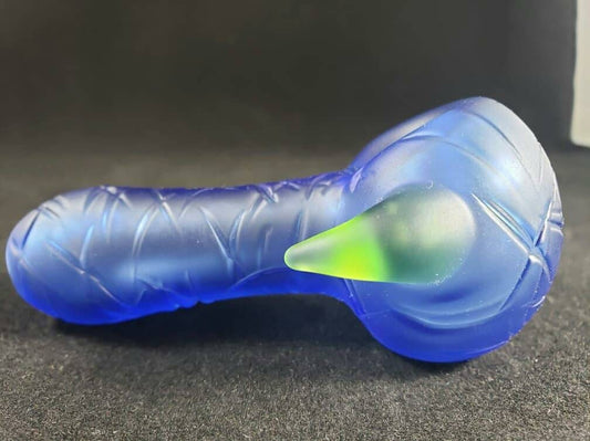 Blue monster sculpted pipe / sand blasted glass / smoking bowl