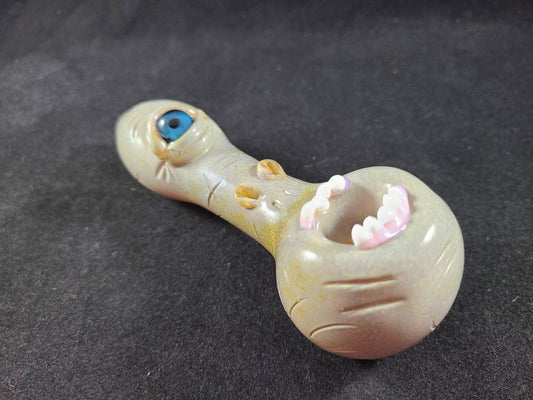 Monster Glass Pipe / Carmel Frit / Sculpted / Smoking Bowl / Eye / Teeth