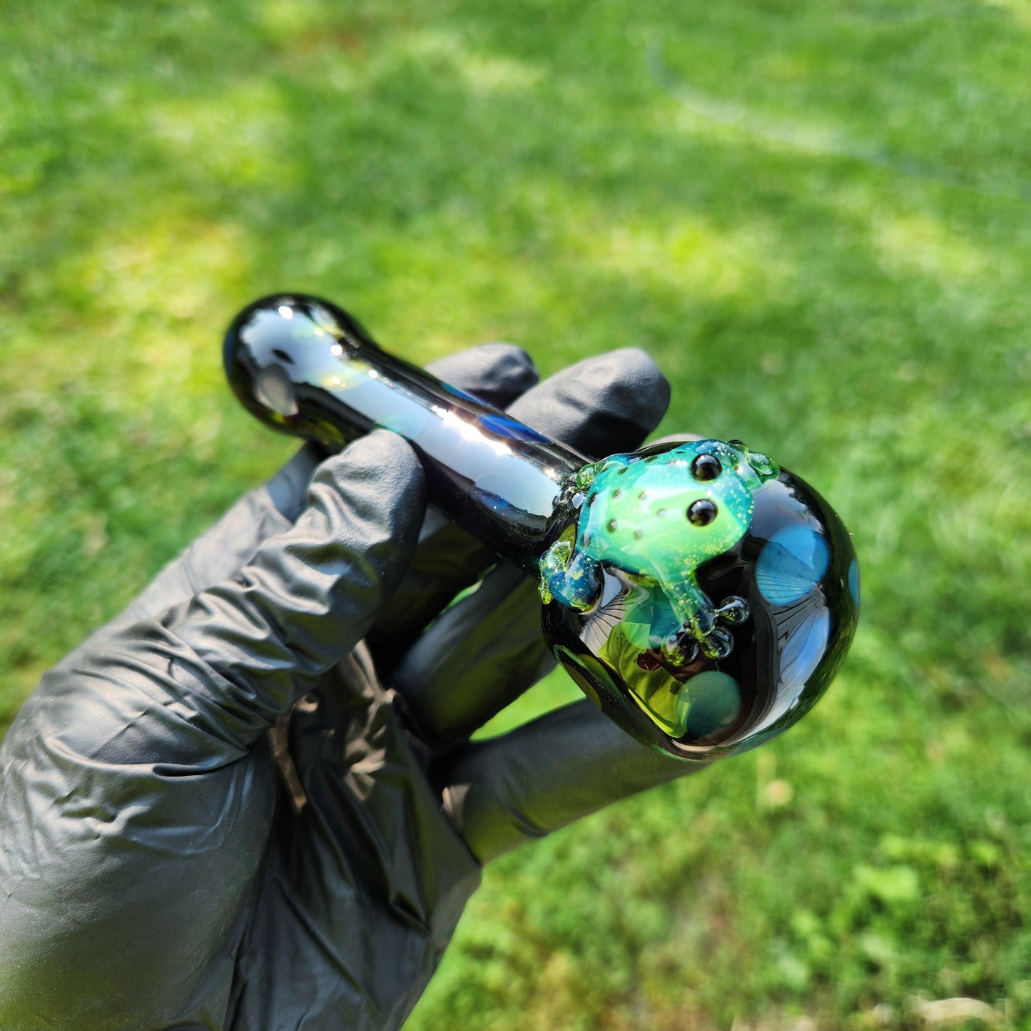 Rainbow Fumed Glass Pipe with Frog – Color Changing Spotted Spoon Pipe – Handblown Animal Glass Art – Green or Purple Frog Pipe - Smoking