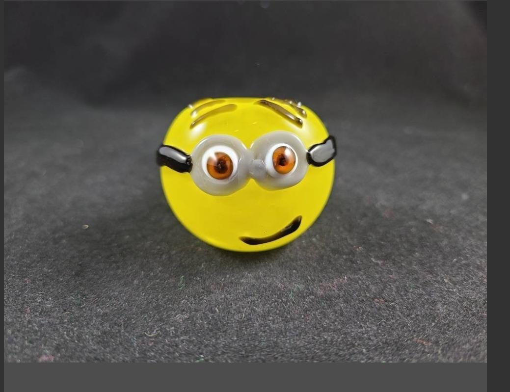 Yellow Cartoon Glass Pipe – Handblown Quirky Character Spoon – Funny Unique Smoking Pipe – Playful Handmade Gift for Fans of Animated Vibes