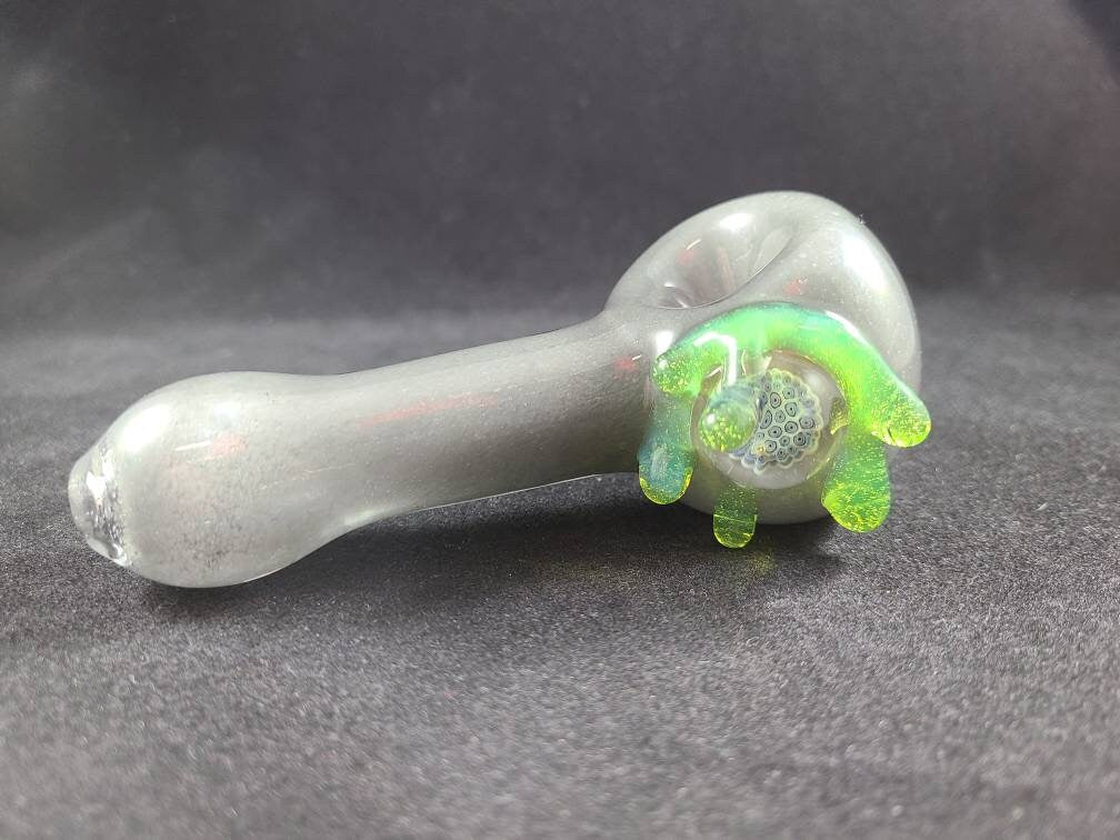 Alien Honeycomb Pipe / Slyme Green Drip / Grey Frit Glass / Glass Smoking Bowl