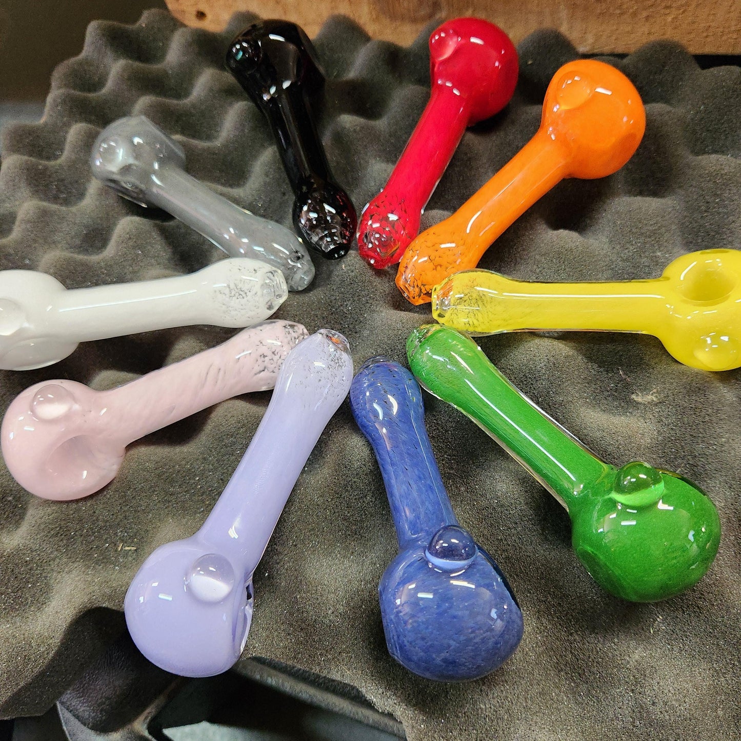 Solid Color Frit Glass Pipe | Choose from 10 Colors | Hand-Blown Spoon Pipe | Vibrant Single Color Bowl | Customizable Rainbow Glass Piece